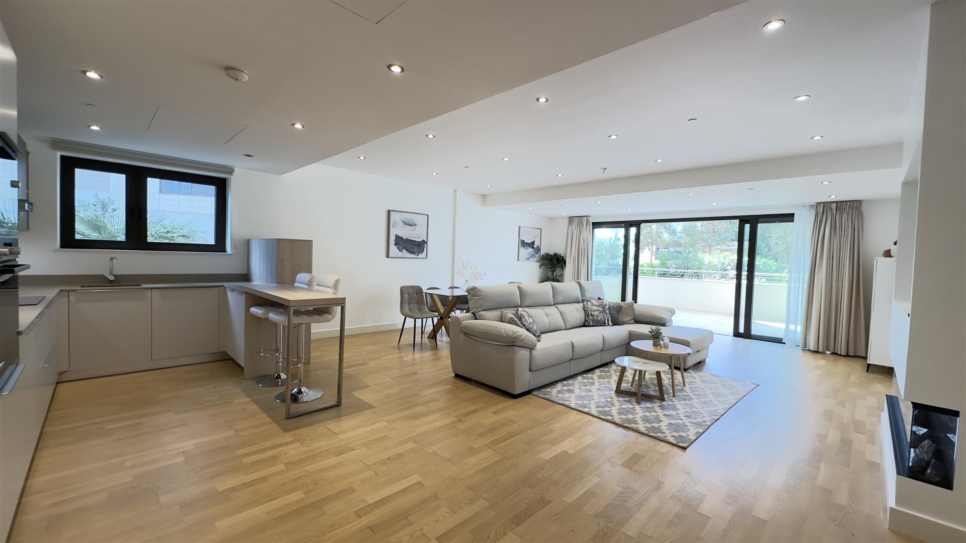 Image of Apartment - 3 Bedrooms - 2 Bathrooms for Sale in Quay 29-Gibraltar, Image 2